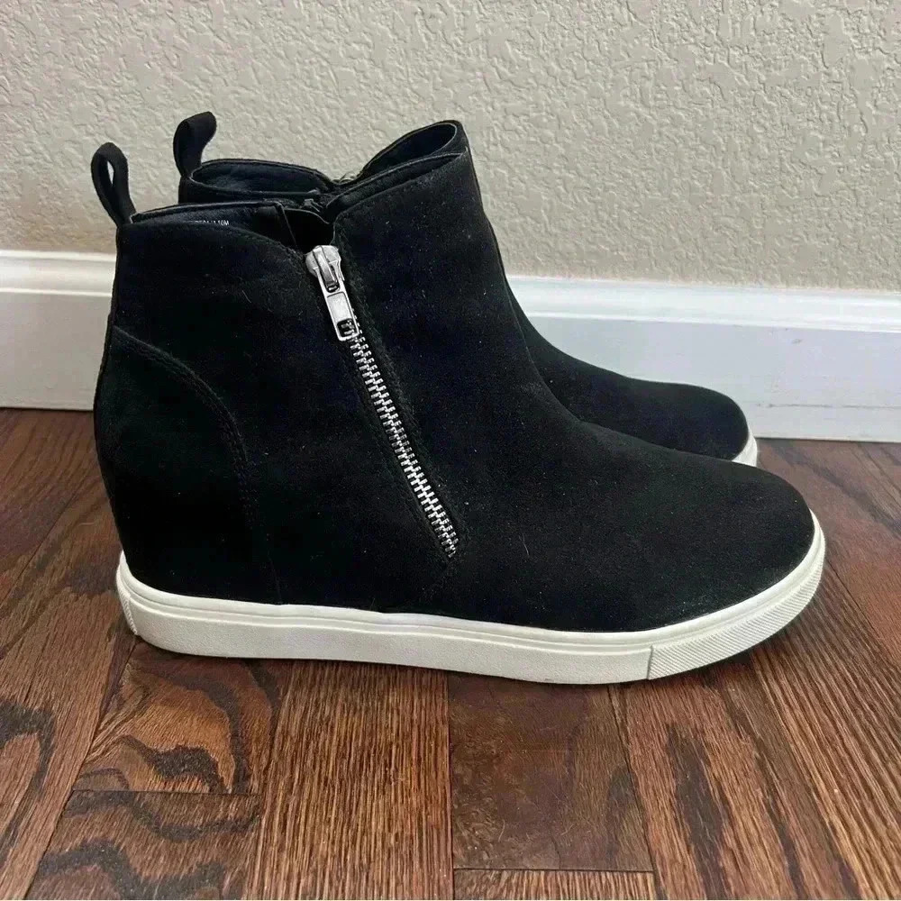 Madden Girl Steve Madden Piperr Wedgie Sneaker Bootie Black Size 10 Side Zip $95